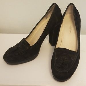 Naturalizer Black Suede Tassel Pump